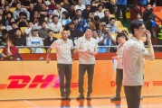 开云体育下载入口-三年禁赛期结束！李楠现身北京男篮场边教练组